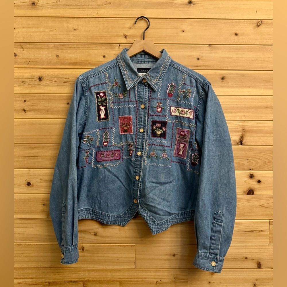 Vintage Sara Studio Size Large Plant Embroidery Collared Cropped Denim Shirt